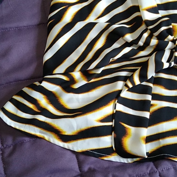 Worthington Animal Print Stripe Peplum Top XS - Picture 3 of 11